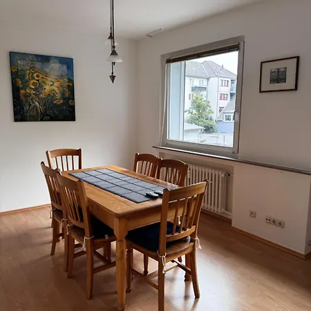 Grosse Verkehrsguenstig Im Zentrum Duisburgs Apartment Duisburg